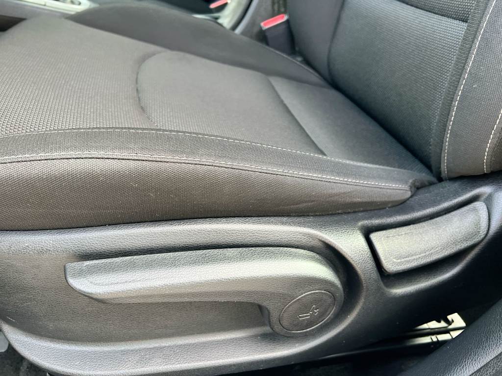 Thumbnail: 2023 Kia Forte - 19