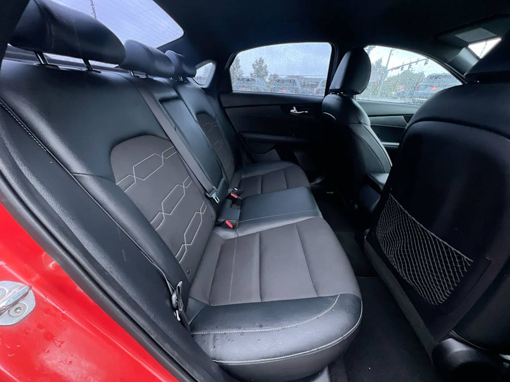 Thumbnail: 2020 Kia Forte - 27