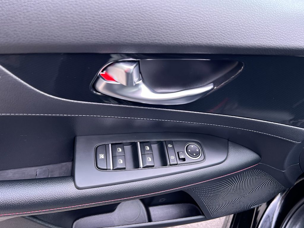 Thumbnail: 2022 Kia Forte - 20