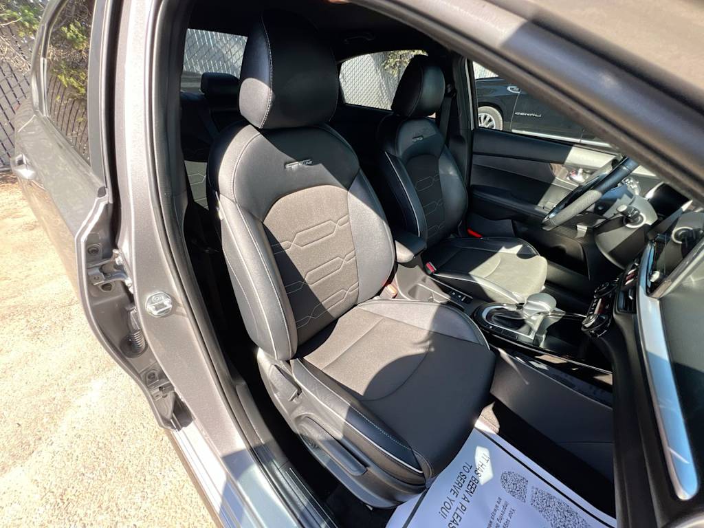 Thumbnail: 2024 Kia Forte - 28
