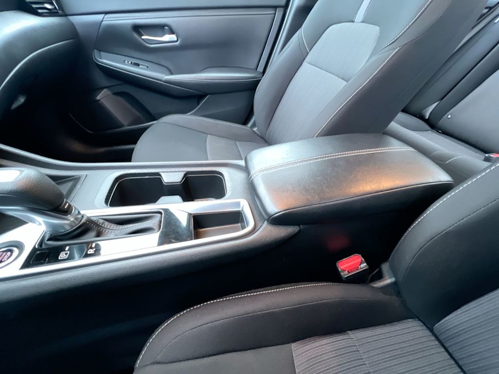 Thumbnail: 2022 Nissan Sentra - 9