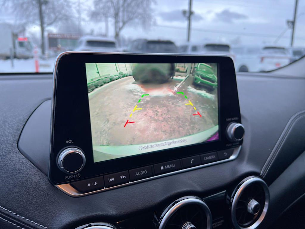 Thumbnail: 2022 Nissan Sentra - 21