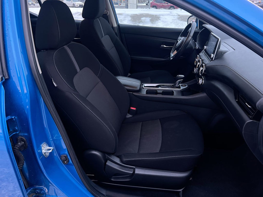 Thumbnail: 2023 Nissan Sentra - 9