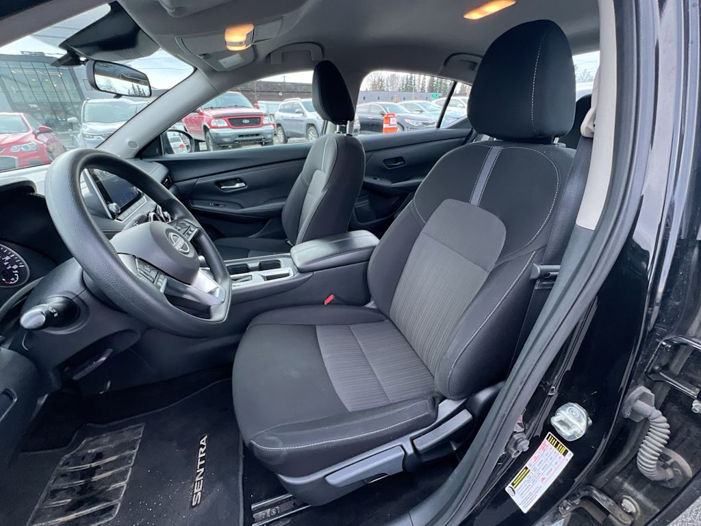 Thumbnail: 2024 Nissan Sentra - 9