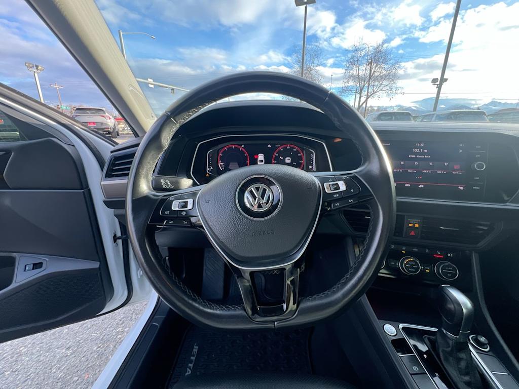 Thumbnail: 2019 Volkswagen Jetta - 2