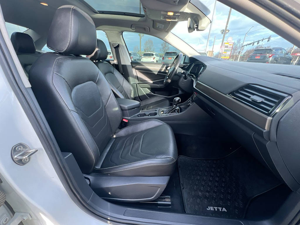 Thumbnail: 2019 Volkswagen Jetta - 8