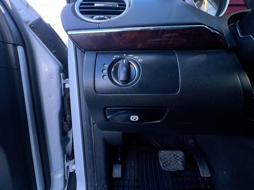 2011 Mercedes-Benz GL-Class GL 450 23