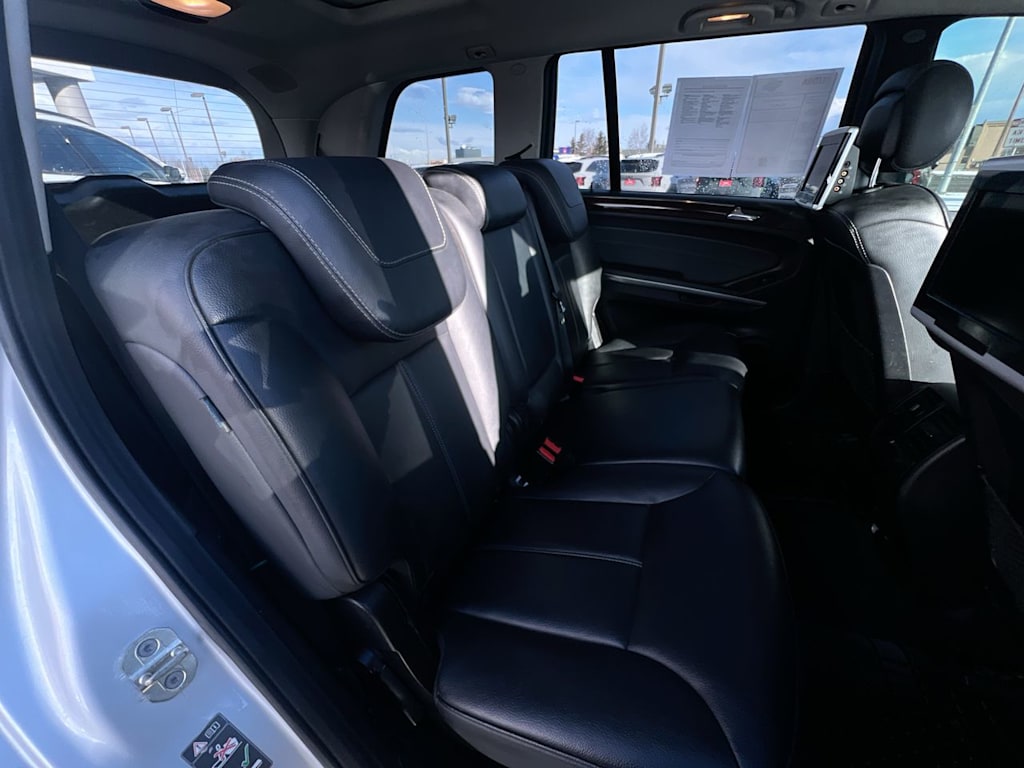 2011 Mercedes-Benz GL-Class GL 450 27