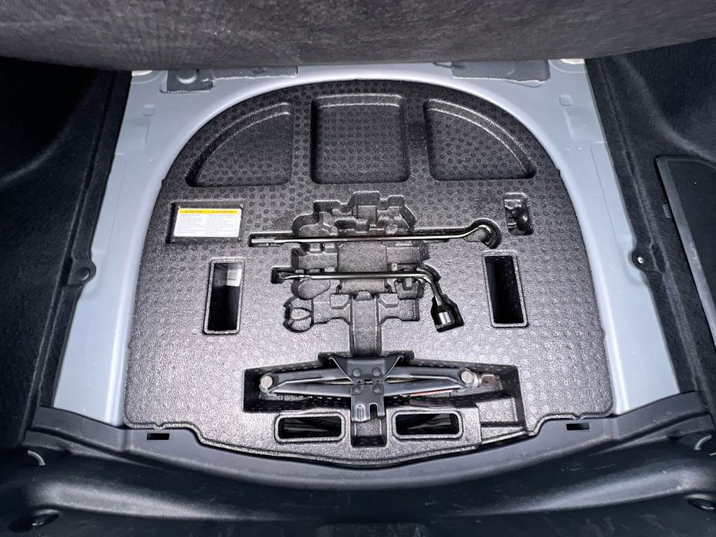 Thumbnail: 2025 Toyota Camry - 26