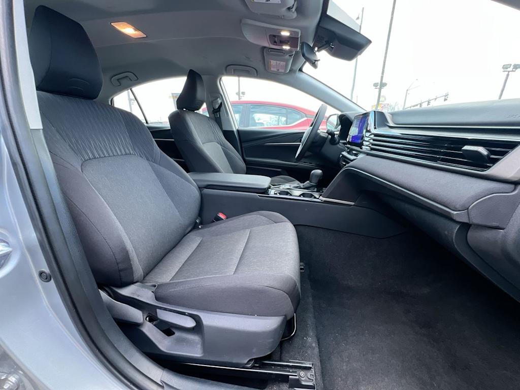 Thumbnail: 2025 Toyota Camry - 28