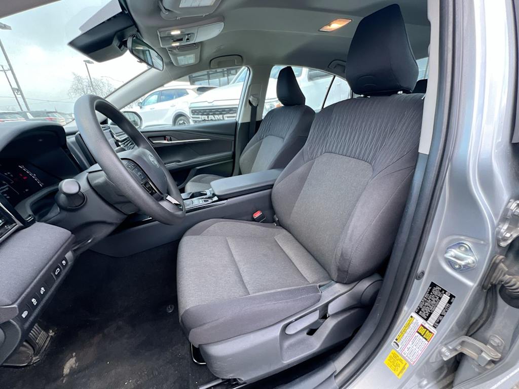 Thumbnail: 2025 Toyota Camry - 8