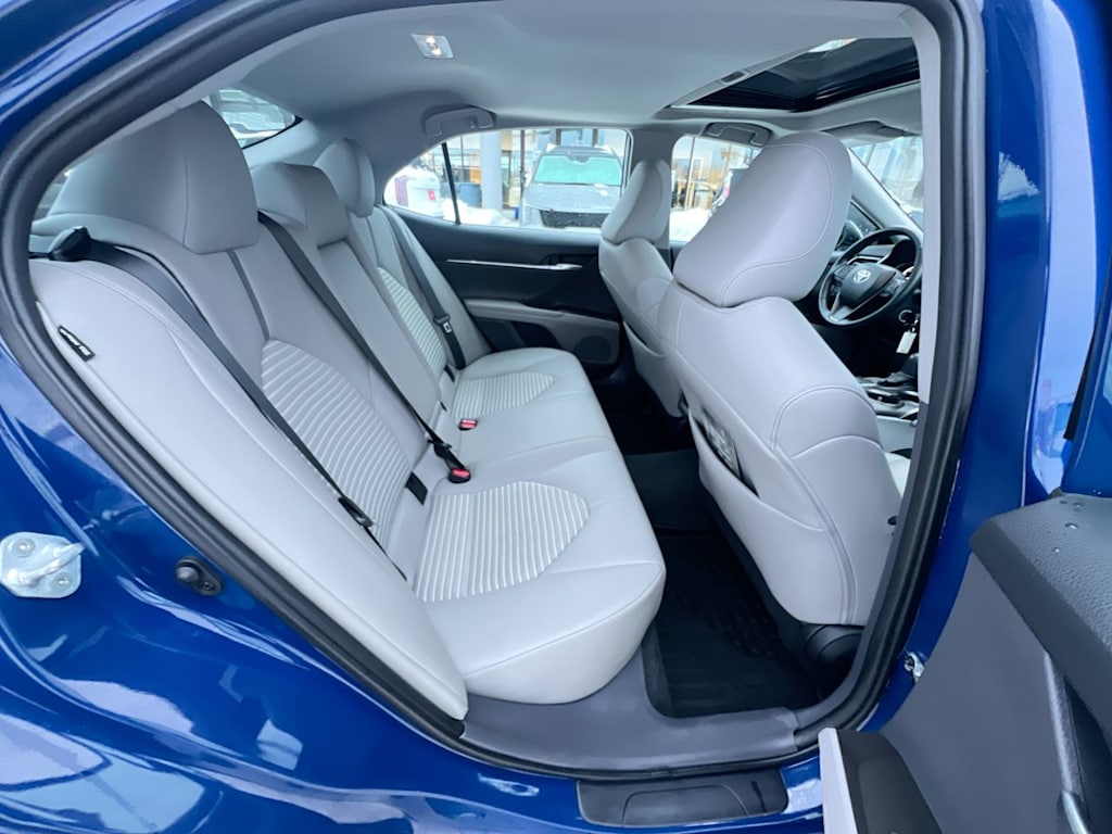 Thumbnail: 2023 Toyota Camry - 25