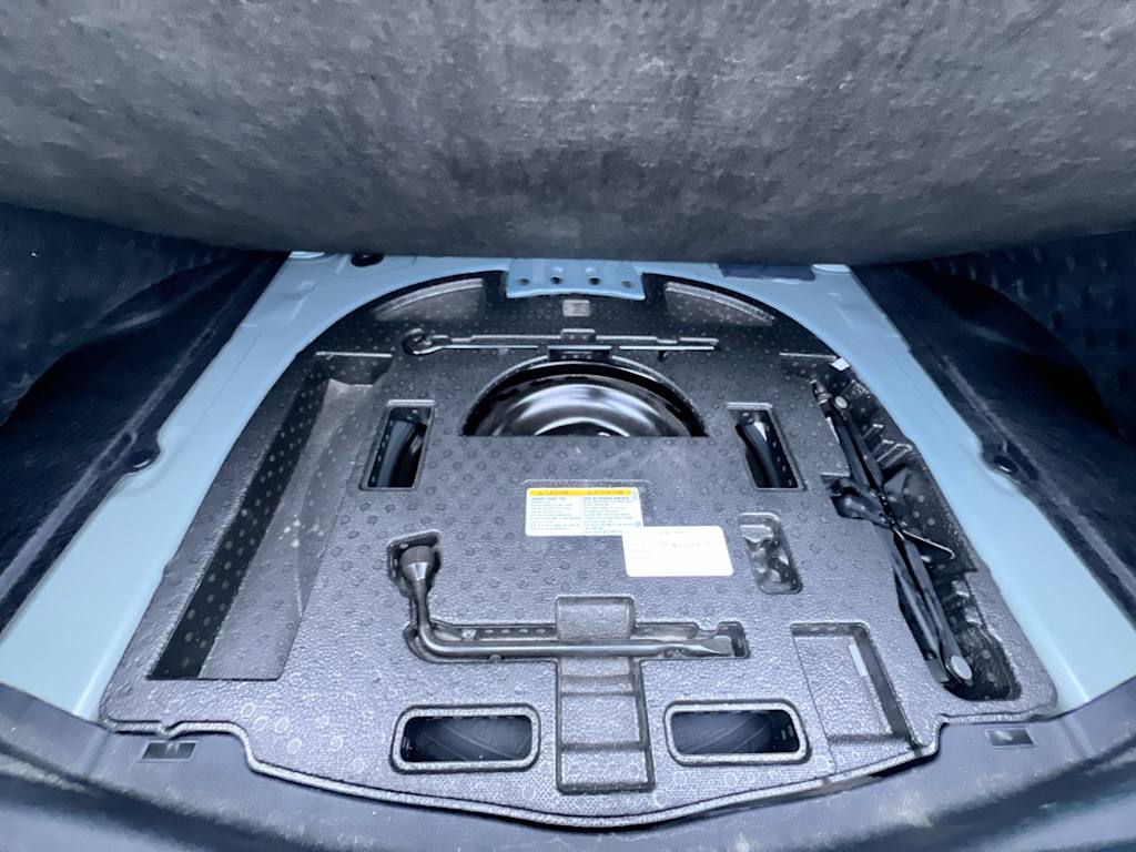 Thumbnail: 2023 Toyota Camry - 26