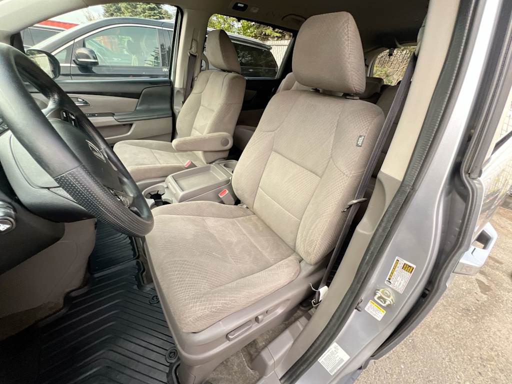 Thumbnail: 2017 Honda Odyssey - 8