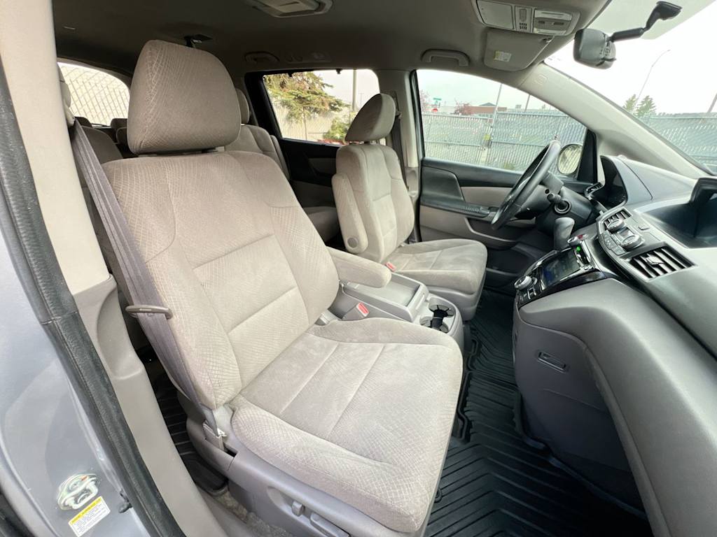 Thumbnail: 2017 Honda Odyssey - 9
