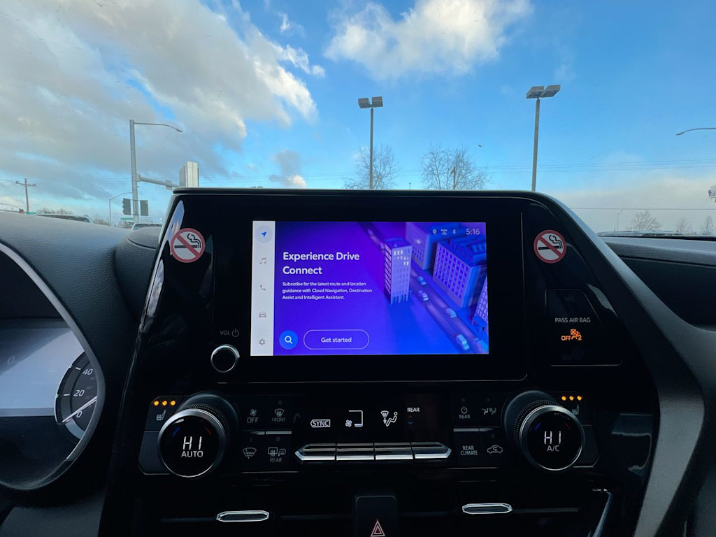 Thumbnail: 2023 Toyota Highlander - 22