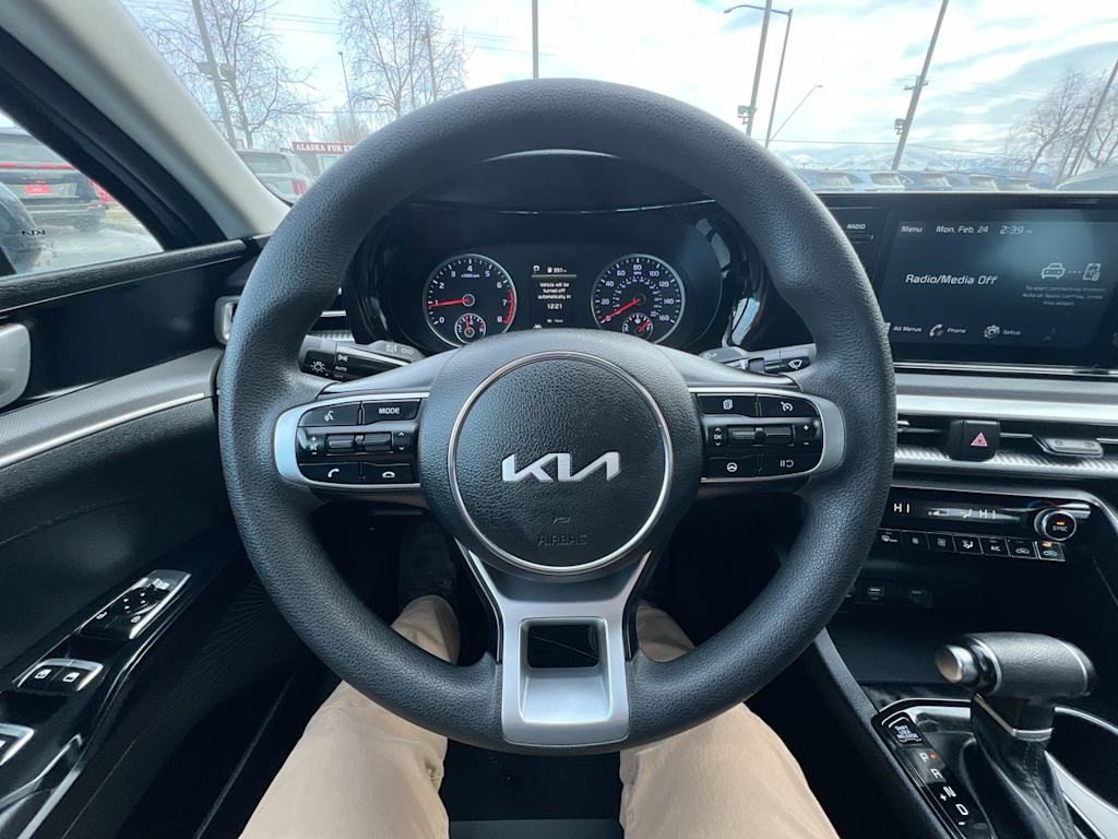 2022 Kia K5 LXS 2