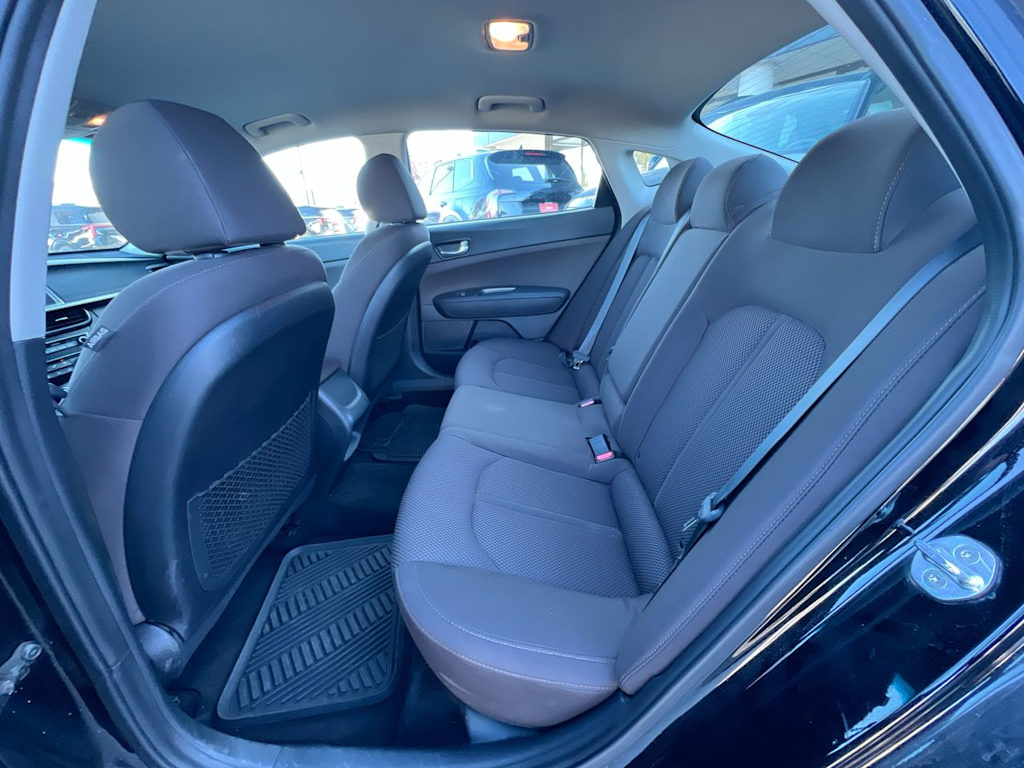 Thumbnail: 2019 Kia Optima - 11
