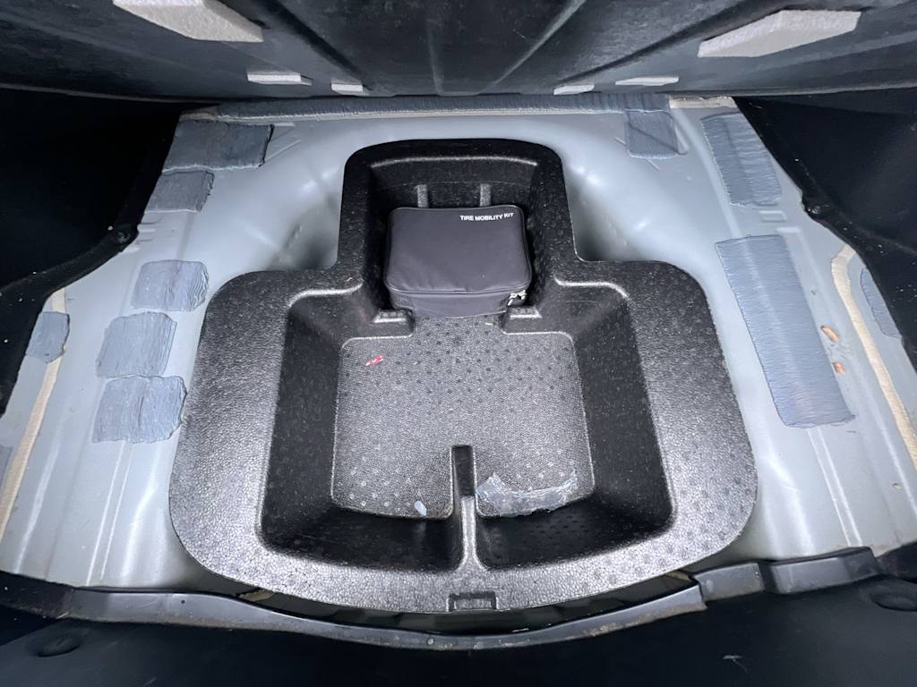 Thumbnail: 2020 Kia Optima - 26