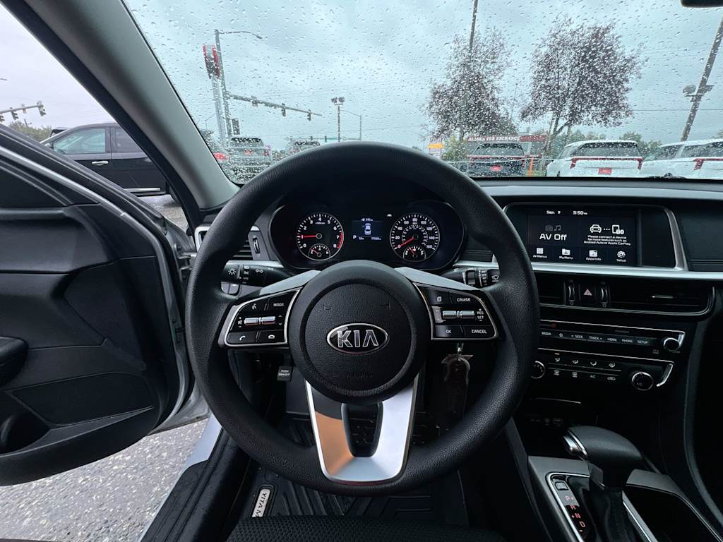 Thumbnail: 2020 Kia Optima - 2