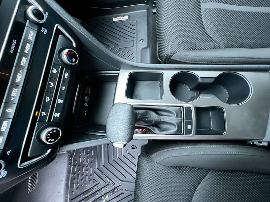 Thumbnail: 2020 Kia Optima - 12