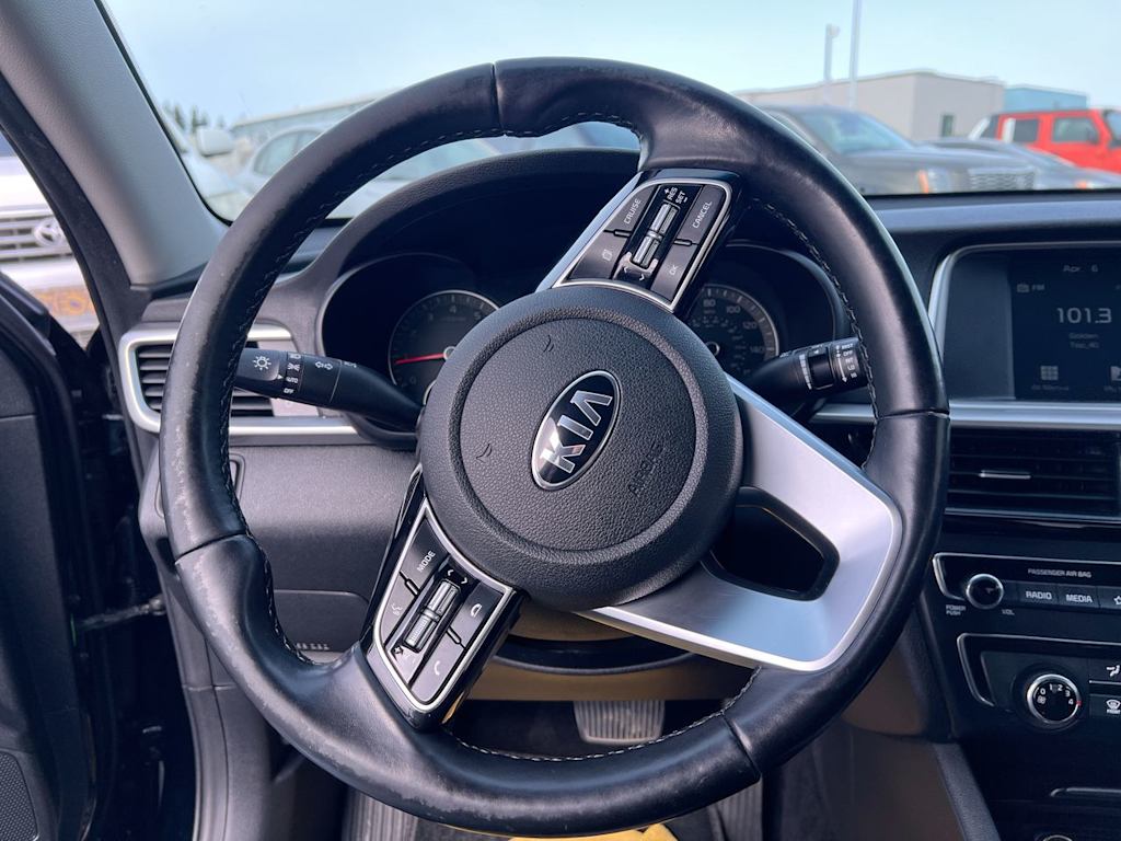 Thumbnail: 2020 Kia Optima - 2