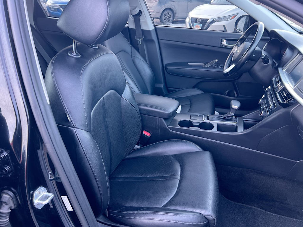 Thumbnail: 2020 Kia Optima - 9