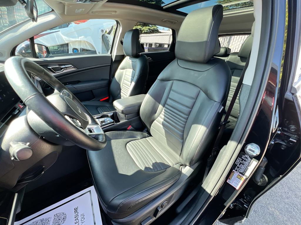 Thumbnail: 2025 Kia Sportage - 7