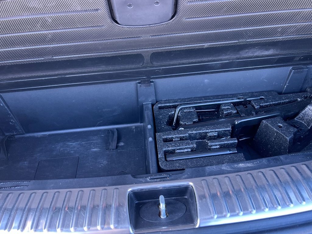 Thumbnail: 2016 Kia Sorento - 26