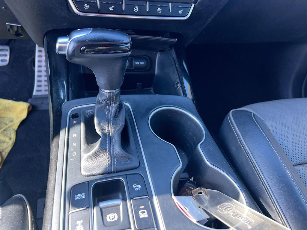 Thumbnail: 2016 Kia Sorento - 12