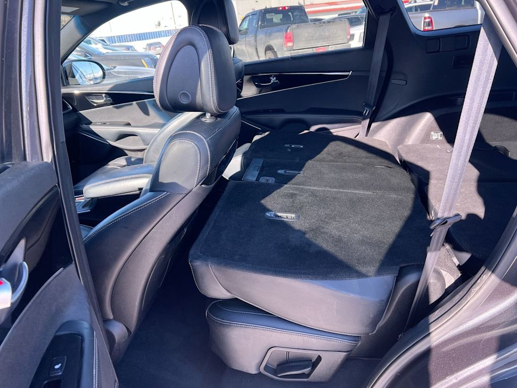 Thumbnail: 2016 Kia Sorento - 10