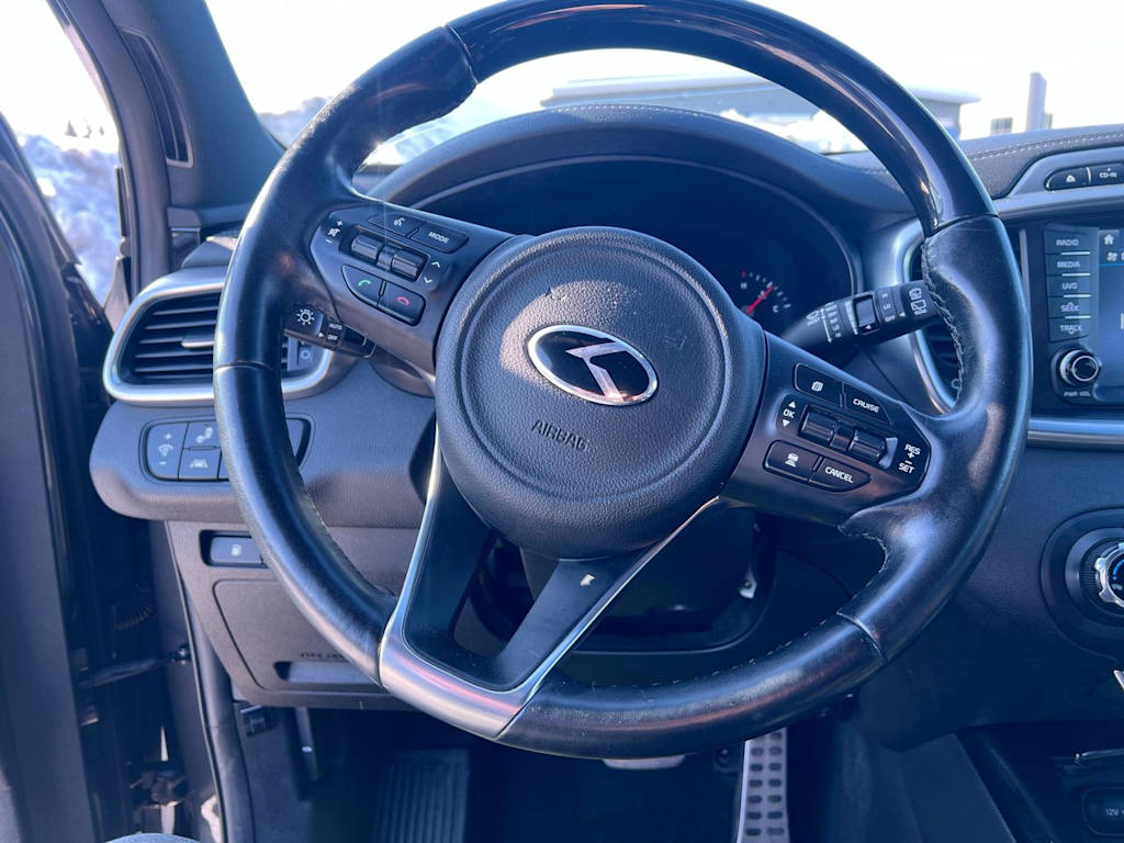 Thumbnail: 2016 Kia Sorento - 2