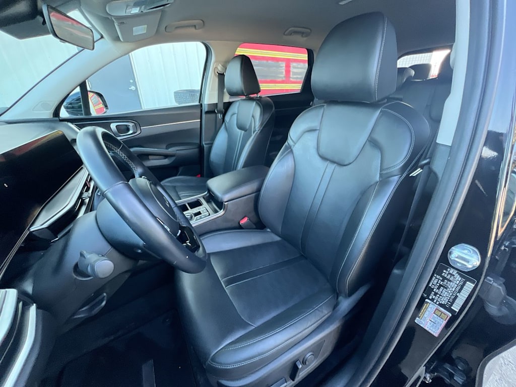 Thumbnail: 2024 Kia Sorento - 8