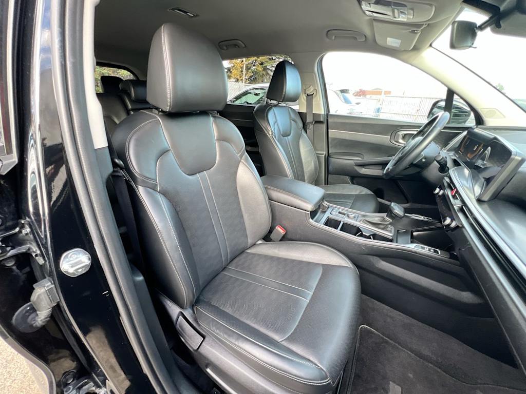 Thumbnail: 2024 Kia Sorento - 9