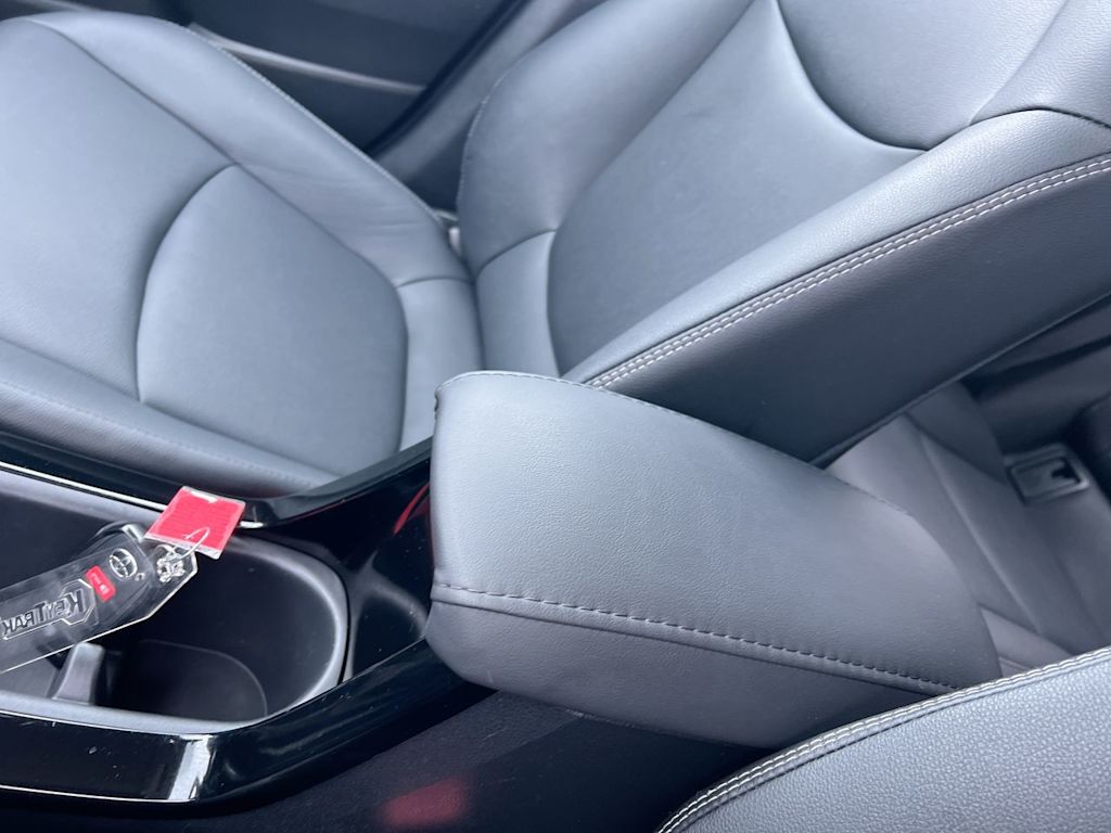 Thumbnail: 2023 Toyota Corolla Cross - 25