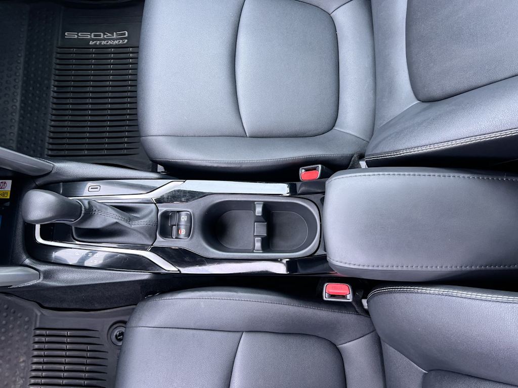 2023 Toyota Corolla Cross XLE - Photo 23