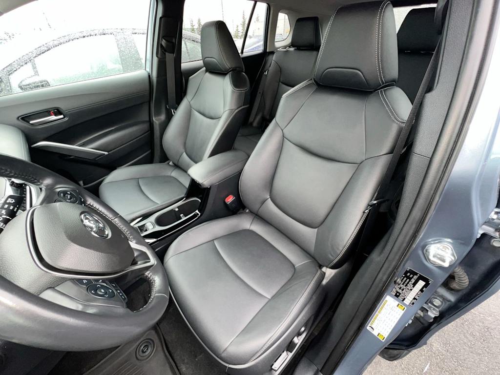2023 Toyota Corolla Cross XLE - Photo 8