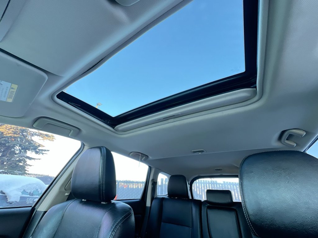 Thumbnail: 2016 Mitsubishi Outlander - 25