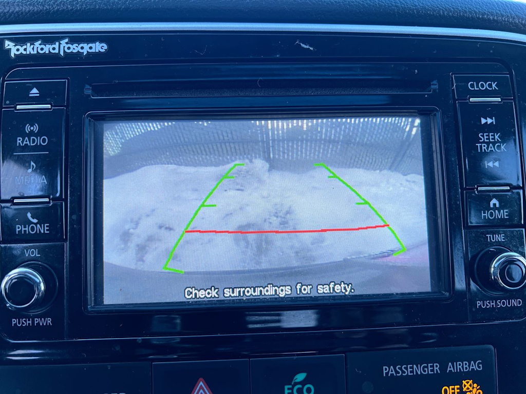 Thumbnail: 2016 Mitsubishi Outlander - 21