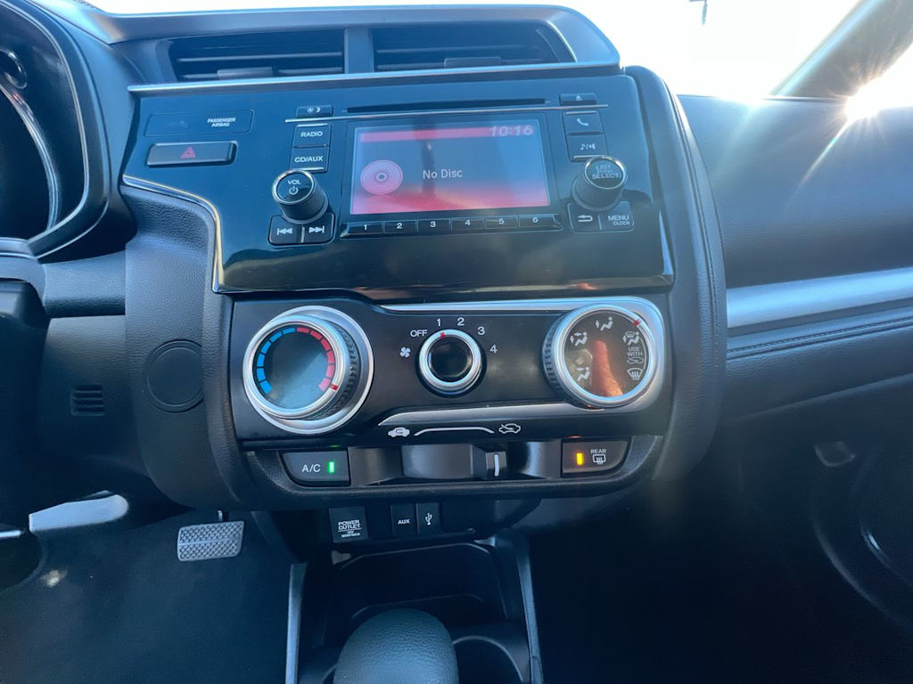 Thumbnail: 2016 Honda Fit - 23