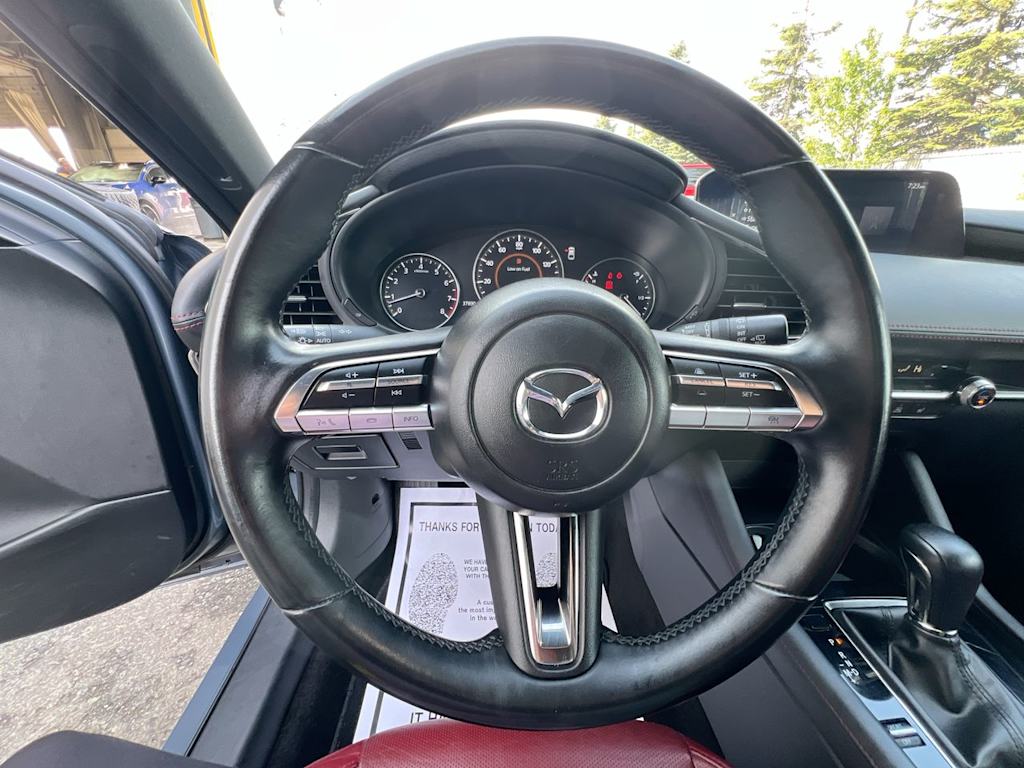 Thumbnail: 2023 Mazda Mazda3 - 2