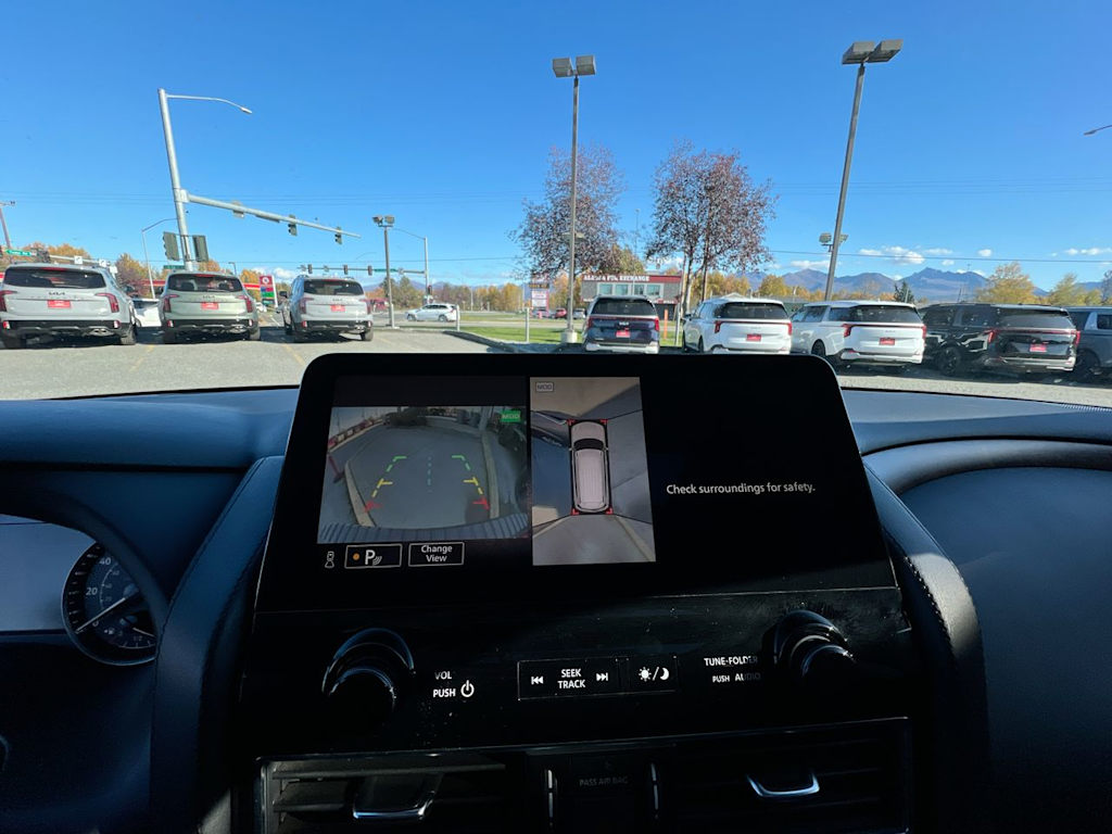 Thumbnail: 2023 Nissan Armada - 21