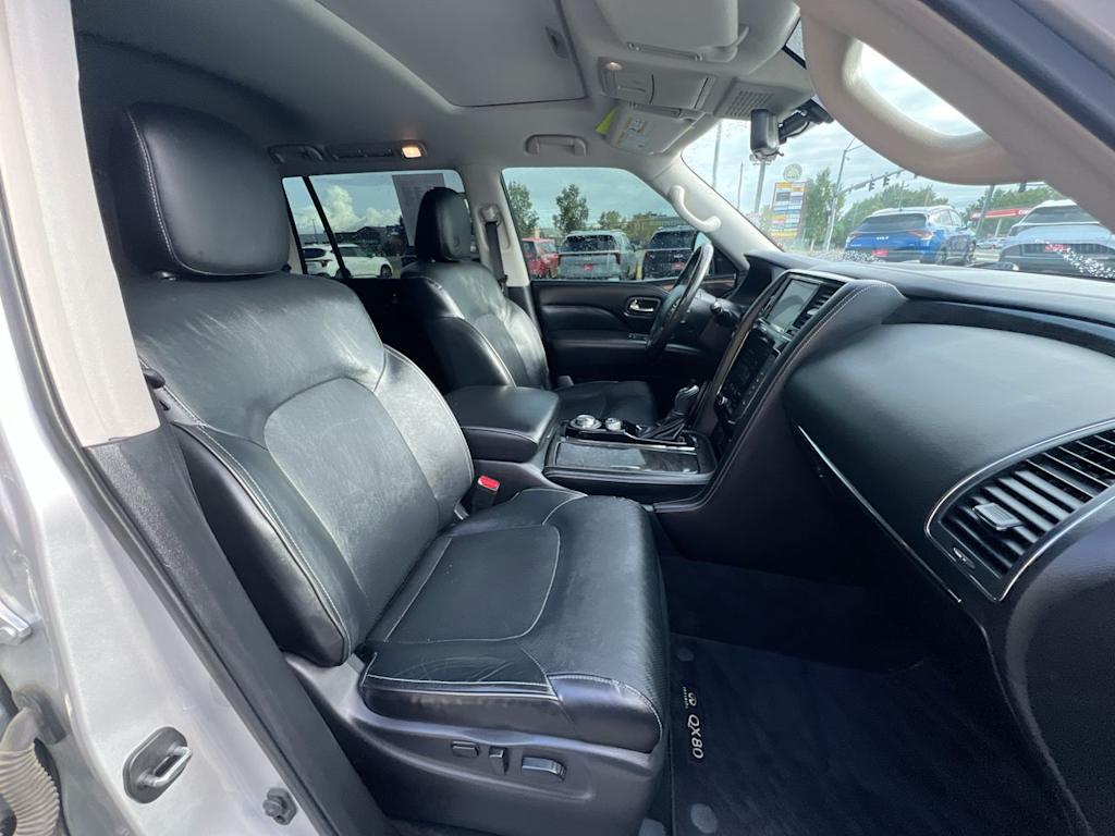 Thumbnail: 2020 INFINITI QX80 - 10