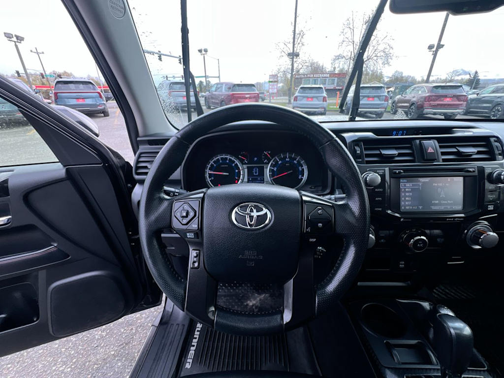 2019 Toyota 4Runner TRD Off Road 2