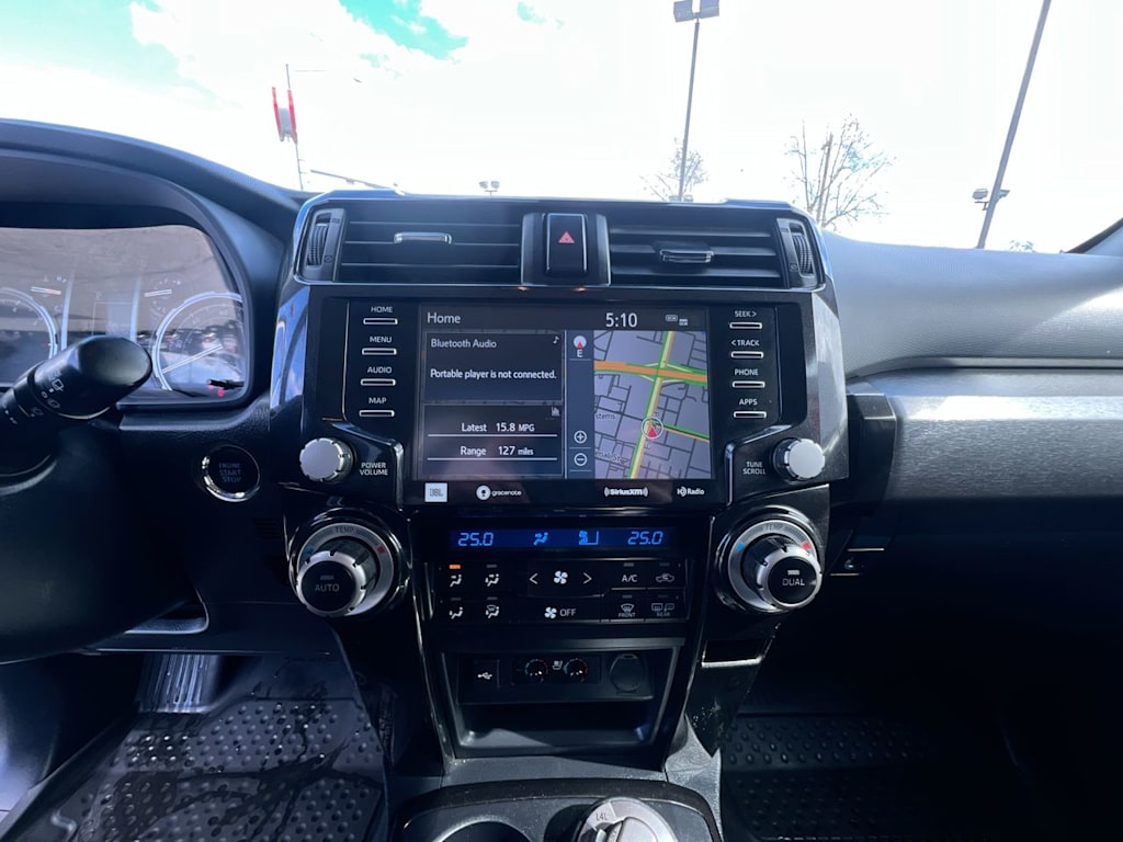 Thumbnail: 2021 Toyota 4Runner - 10