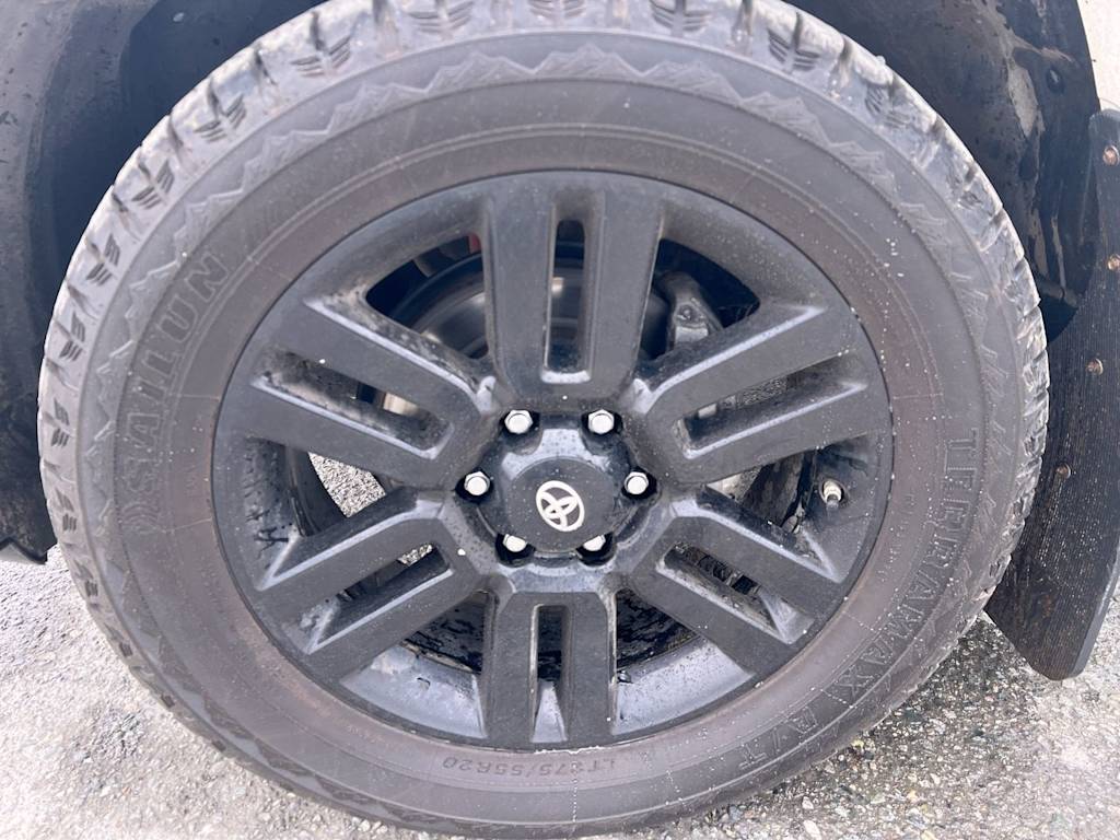 Thumbnail: 2021 Toyota 4Runner - 6