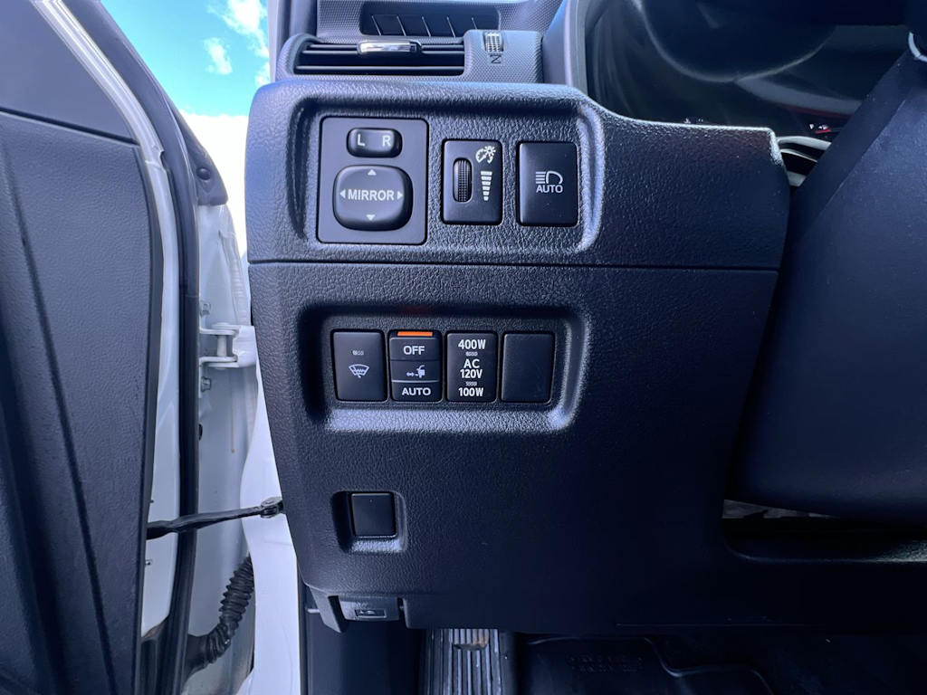 Thumbnail: 2021 Toyota 4Runner - 21