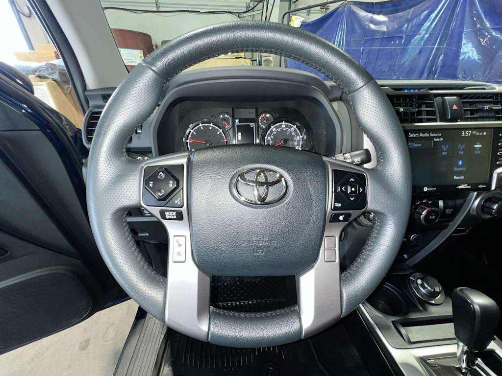 2022 Toyota 4Runner SR5 Premium - Photo 2