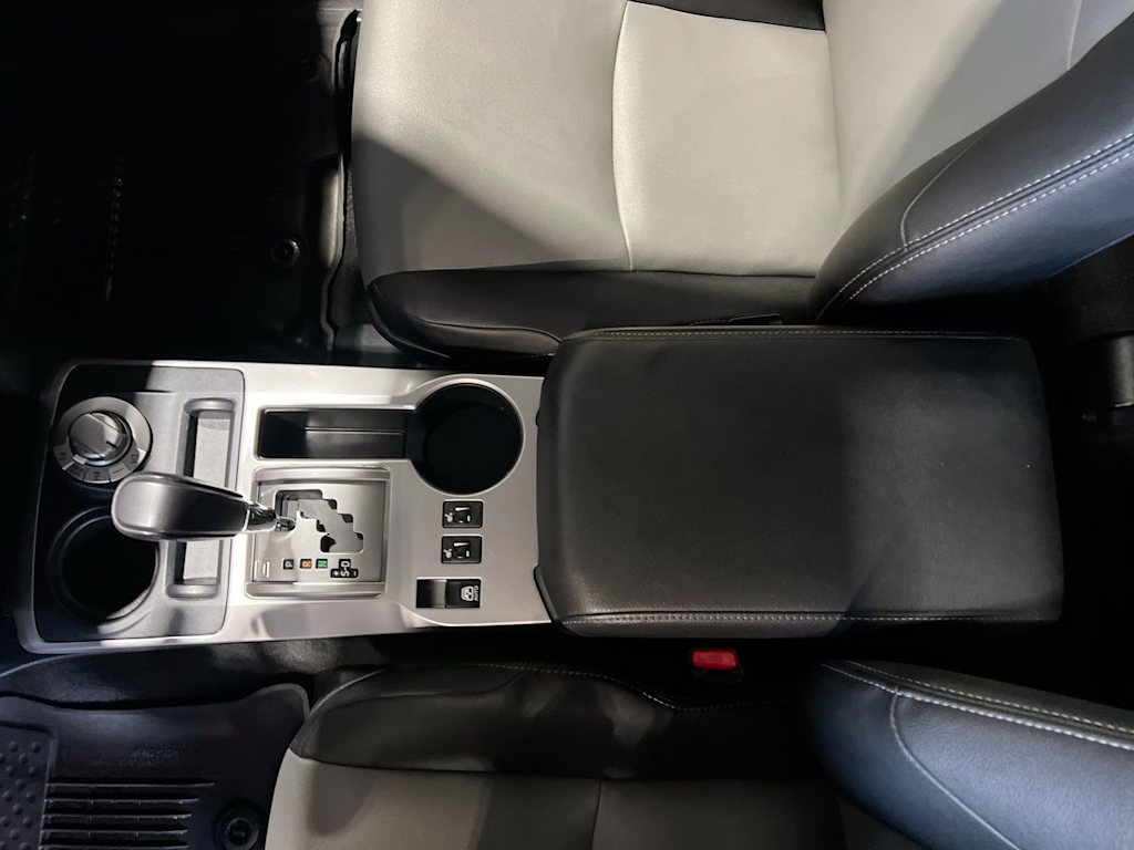 2022 Toyota 4Runner SR5 Premium - Photo 24