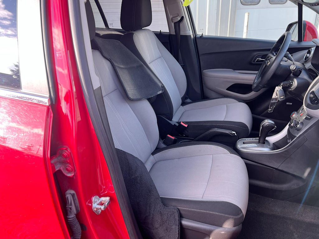 Thumbnail: 2015 Chevrolet Trax - 9